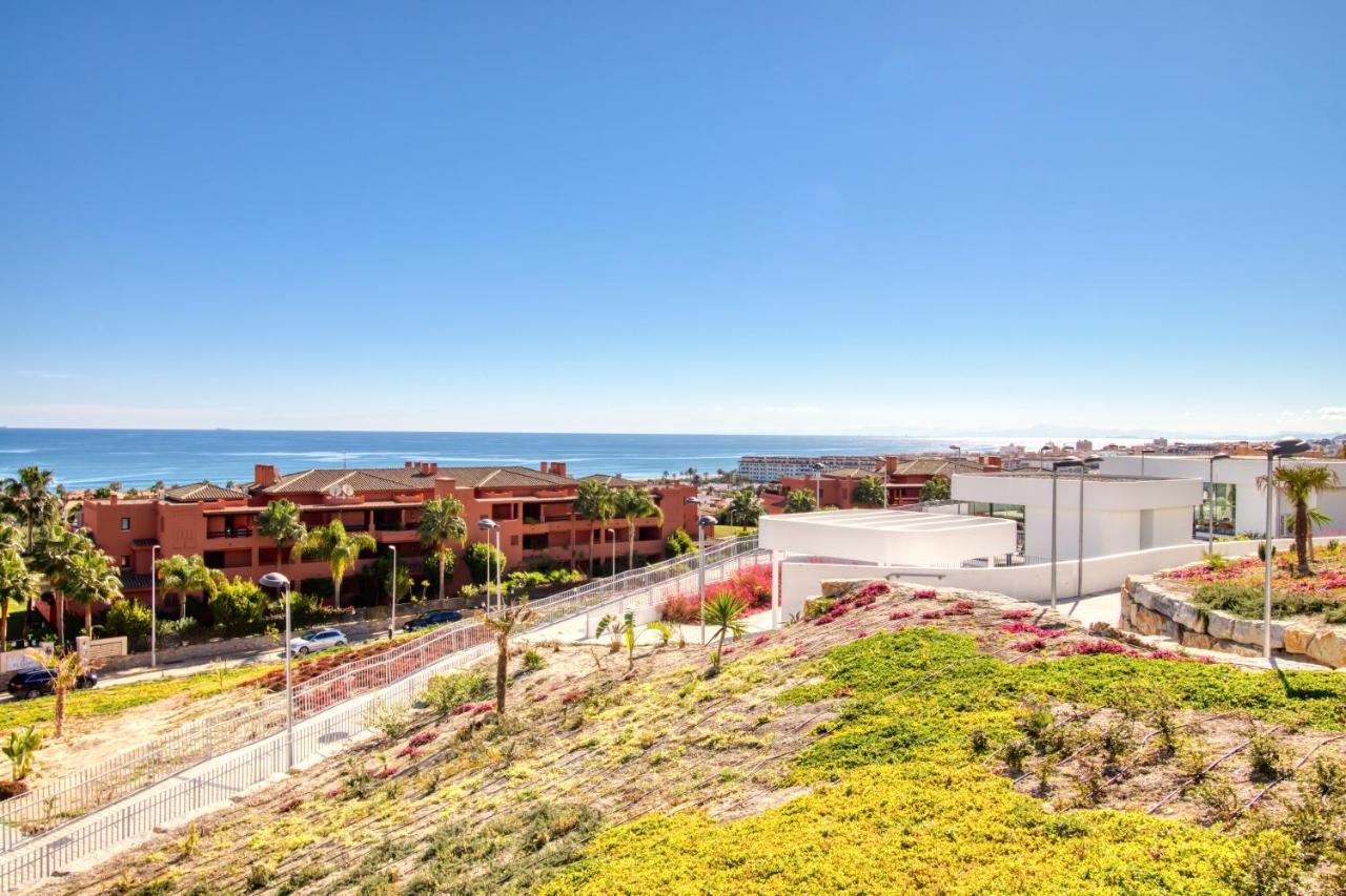 Newly Constructed 2 Bed Apartment With Sea Views Casares Exterior foto